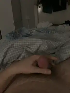 Snapshot of Erenn34 chatting on 4, 4, 2026 Erenn34 online show from 4, 4, 2026