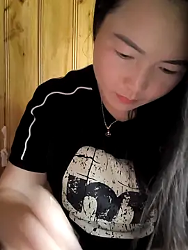 Sweetlove 77 online show from 6, 10, 2025