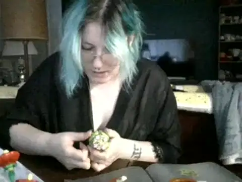 spookylani-of online show from 26, 12, 2024