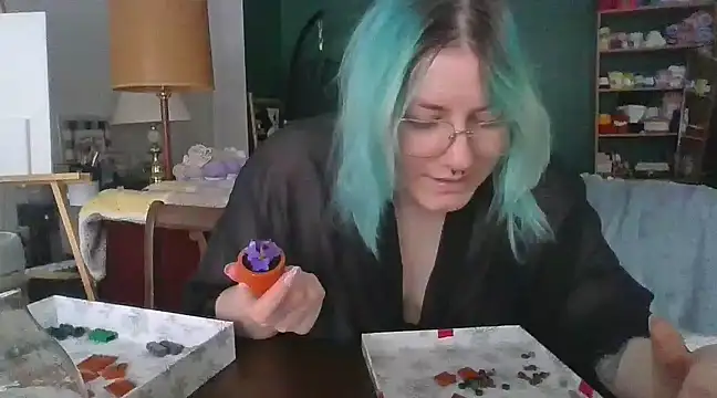 spookylani-of online show from 26, 12, 2024