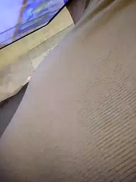 Gussie Bridie online show from 24, 10, 2025