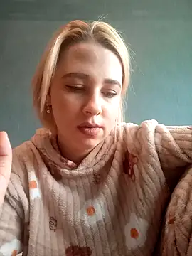 Gussie Bridie online show from 3, 3, 2025