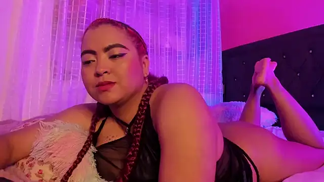 ivy roosx online show from 22, 3, 2025