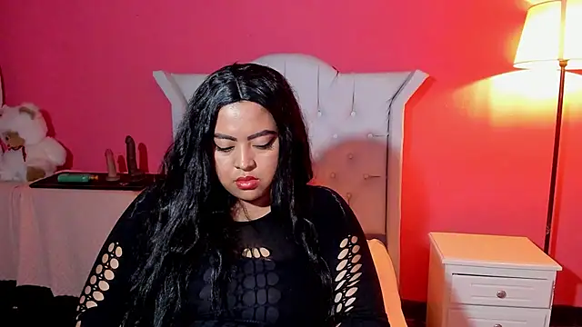 ivy roosx online show from 6, 10, 2025