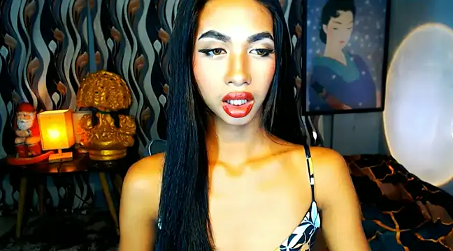 Snapshot of PrettyLatiina chatting on 9, 12, 2024 PrettyLatiina online show from 9, 12, 2024