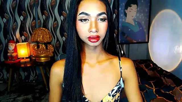 Snapshot of PrettyLatiina chatting on 25, 10, 2025 PrettyLatiina online show from 25, 10, 2025