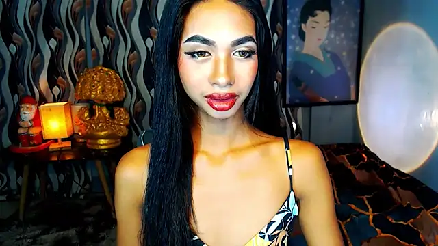 Snapshot of PrettyLatiina chatting on 14, 12, 2024 PrettyLatiina online show from 14, 12, 2024