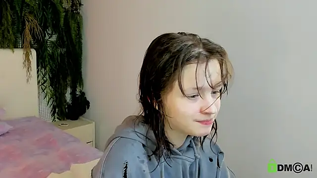 Alina Mills online show from 26, 11, 2025