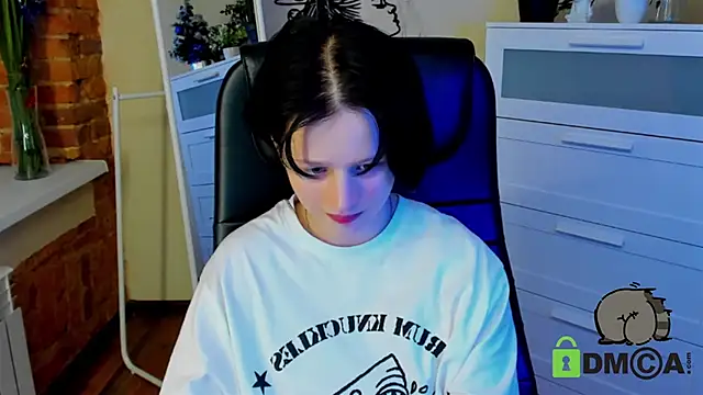 Alina Mills online show from 12, 1, 2025