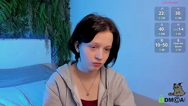 Alina Mills online show from 3, 2, 2025