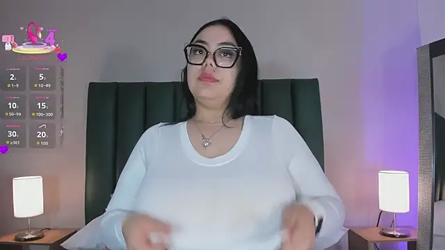 juicy led  online show from 31, 3, 2026