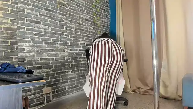 Snapshot of iam_samy_ chatting on 4, 2, 2026 iam samy online show from 4, 2, 2026