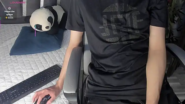 Black Rose2 online show from 25, 10, 2025