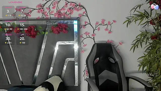 Black Rose2 online show from 27, 10, 2025