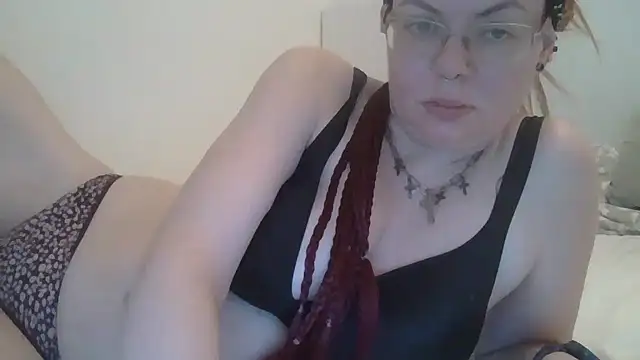 Snapshot of bishaun chatting on 27, 11, 2025 bishaun online show from 27, 11, 2025