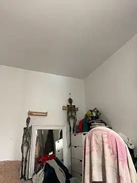 Goddess Nafeesha online show from 16, 11, 2025