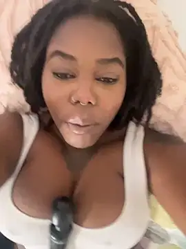 Goddess Nafeesha online show from 22, 11, 2025