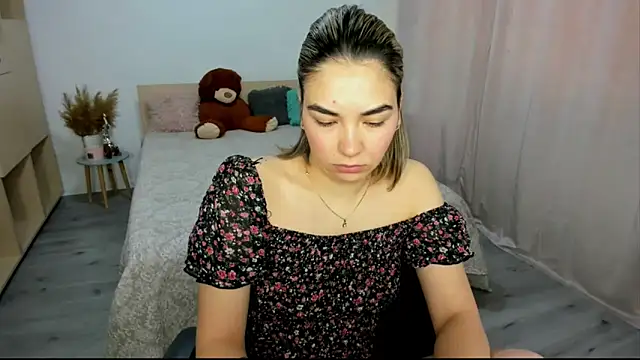 Alexa Dolly12 online show from 14, 1, 2026