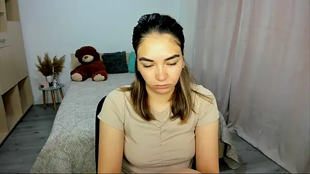 Alexa Dolly12 online show from 6, 11, 2025