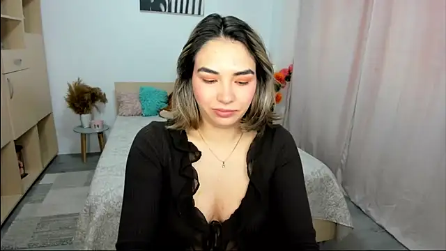 Alexa Dolly12 online show from 15, 4, 2026