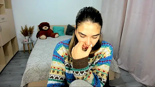 Alexa Dolly12 online show from 4, 10, 2025