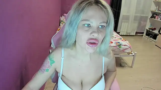 Lika8234 online show from 8, 11, 2025