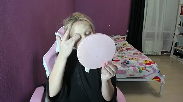 Lika8234 online show from 2, 10, 2025