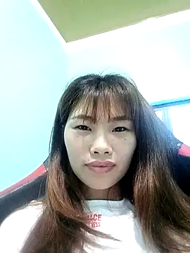 Lonalysexy online show from 24, 4, 2026