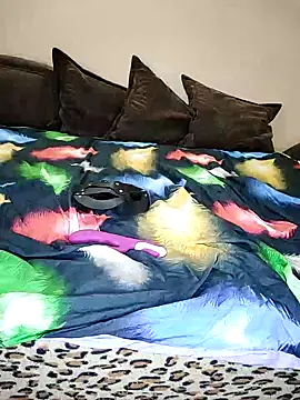 Snapshot of vika2323 chatting on 16, 3, 2025 vika2323 online show from 16, 3, 2025