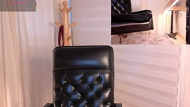 Alice milf  online show from 11, 11, 2025