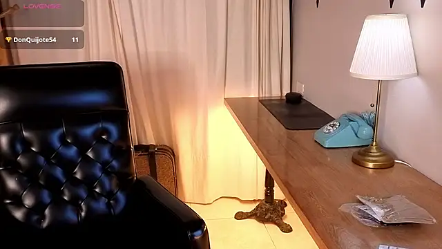 Alice milf  online show from 8, 1, 2026