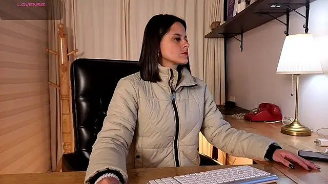 Alice milf  online show from 11, 1, 2026