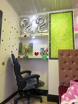  luna torres online show from 10, 4, 2026