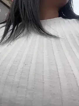  luna torres online show from 11, 4, 2026