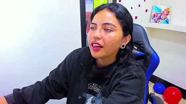  luna torres online show from 10, 7, 2026