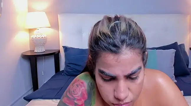 SaraaJhonsonn online show from 19, 3, 2025