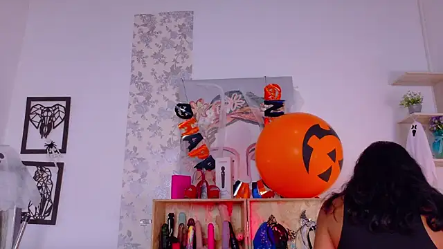 taty miller online show from 1, 11, 2025