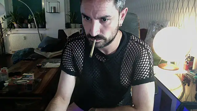 tomz0819 online show from 9, 7, 2026