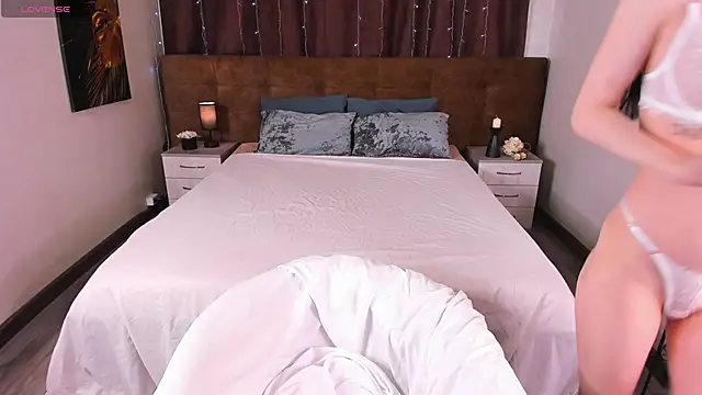 Snapshot of toooyour chatting on 7, 10, 2025 toooyour online show from 7, 10, 2025