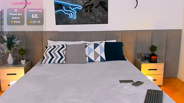 MiaBecky online show from 16, 9, 2025