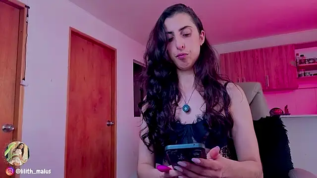 Lilith malum online show from 6, 10, 2025