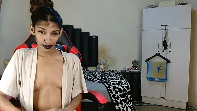 Silkylicious online show from 19, 7, 2026