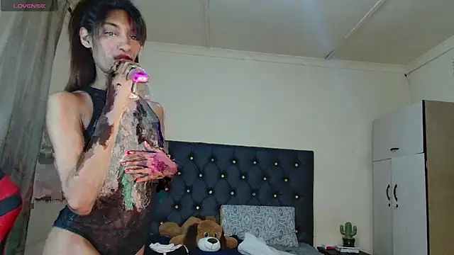 Snapshot of Silkylicious chatting on 21, 10, 2025 Silkylicious online show from 21, 10, 2025