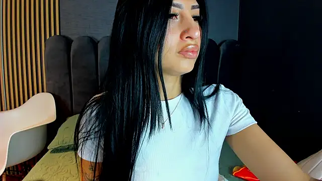 Nicolette ks  online show from 8, 1, 2026