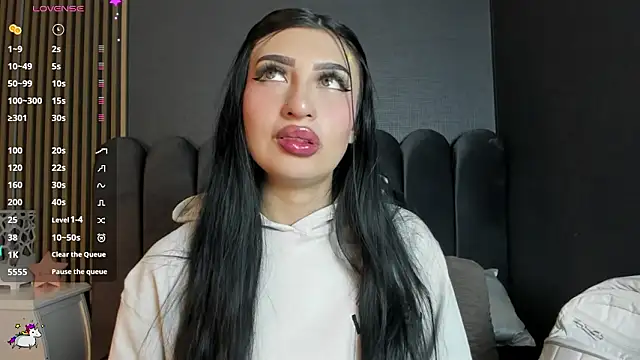 Nicolette ks  online show from 20, 2, 2026