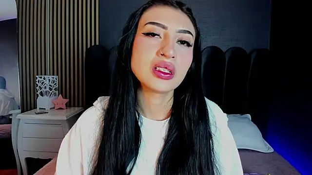 Nicolette ks  online show from 26, 3, 2026