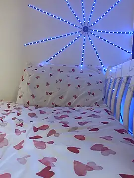 Snapshot of Nancy-Pink chatting on 8, 11, 2025 Nancy-Pink online show from 8, 11, 2025