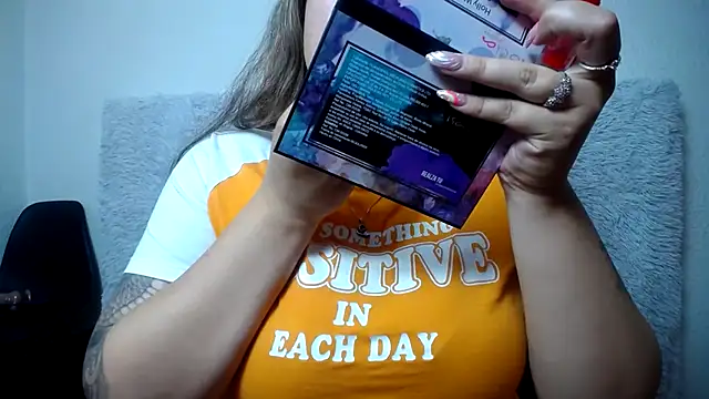 LinaBrowm online show from 4, 3, 2025