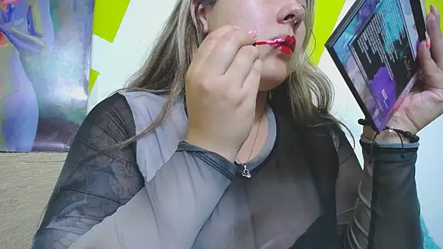 LinaBrowm online show from 7, 3, 2025