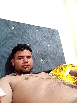 Snapshot of PITBuk_708 chatting on 19, 12, 2025 PITBuk 708 online show from 19, 12, 2025